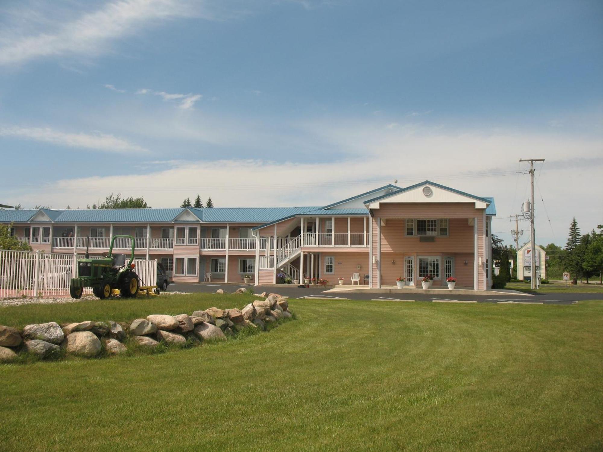 Great Lakes Inn Mackinaw City Ngoại thất bức ảnh