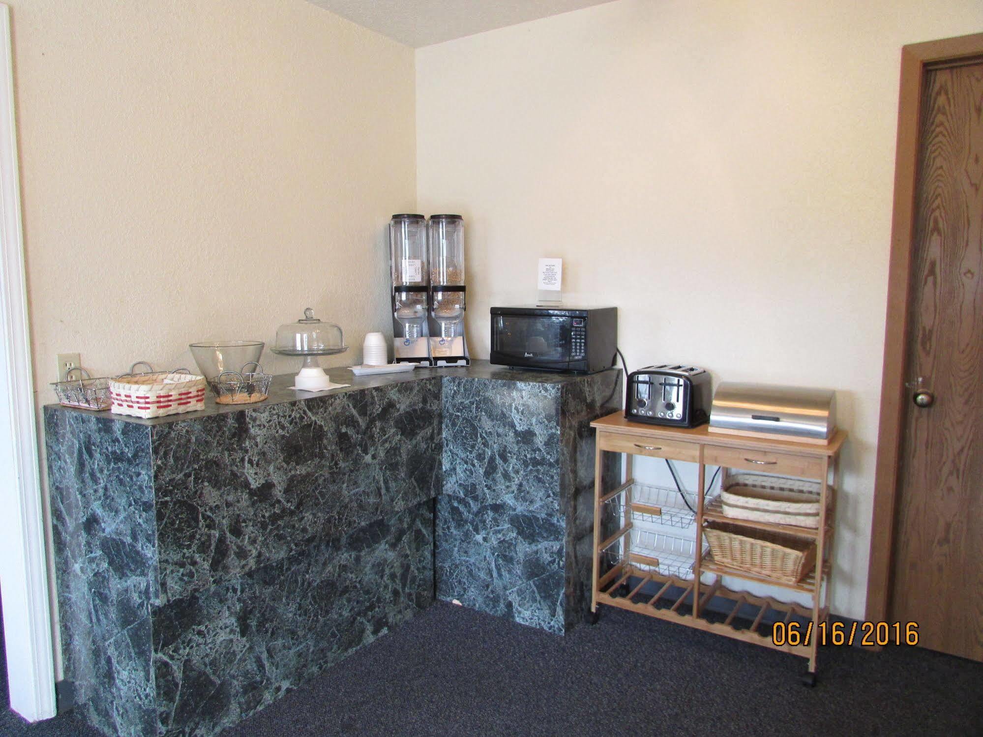 Great Lakes Inn Mackinaw City Ngoại thất bức ảnh